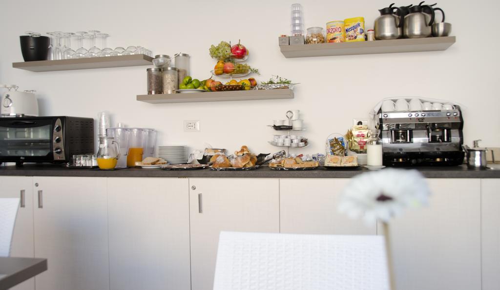 Il Corso Bed & Breakfast ปอร์โตเชซาเรโอ ภายนอก รูปภาพ